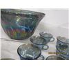 Image 7 : 1044. Vintage Carnival Glass Punch Bowl with 12 Cups and Ladle