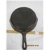 Image 5 : 1050. Antique No.6 (9 inch) Cast Iron Frying Pan Marked USA