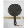 Image 5 : 1051. Antique No.5 Cast Iron Frying Pan USA 7 inch