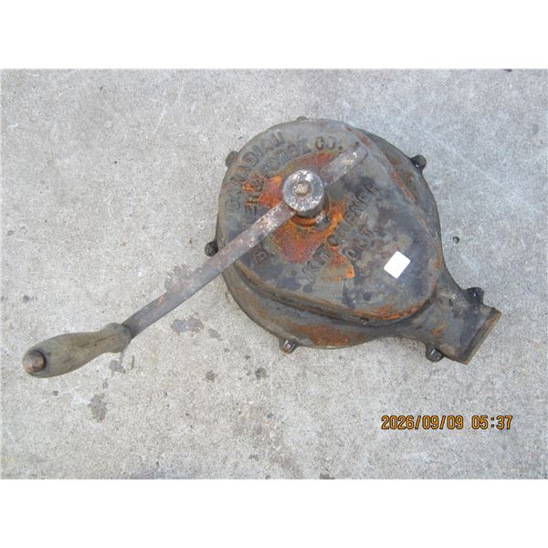 1061. Cast Iron Canadian Forge Blower for a Blacksmiths Not Seized