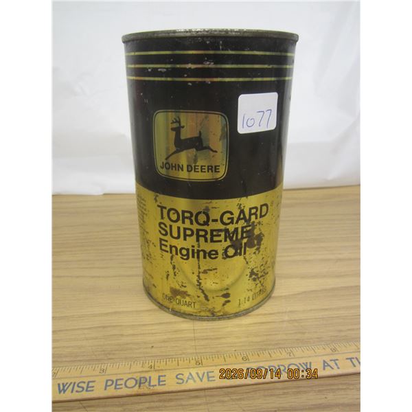 1077. Vintage John Deere Oil Can