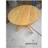 Image 1 : 1103. Antique Round Oak Table with Base