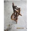 Image 4 : 1104. Antique Hand Made Wooden Spinning Wheel