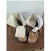 Image 3 : Fur Lined Leather Boots – 10.5” Heel to Toe