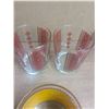 Image 4 : (9) Ukrainian Design Glasses, Salt & Pepper Shaker, Golf Ball