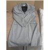 Image 4 : (2) Women’s Coats – Cleo Petites (Size 12), Banana Republic (Size 10)