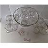 Image 1 : Punch Bowl w/ 12 cups and Clips