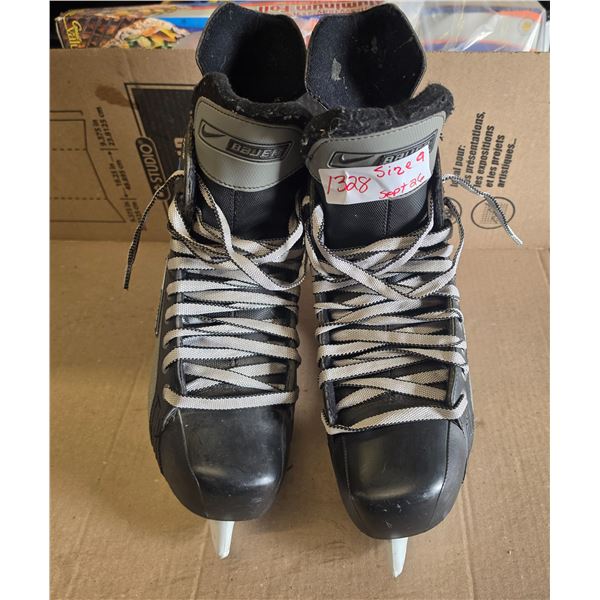 Bauer Skates (Size 9)