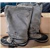 Image 8 : (2) Pairs of Sorel Boots (Short Size 6 & Tall Size 7)