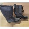 Image 2 : Rubber Boots  (Women’s Size 8)