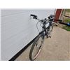 Image 4 : 24-Speed Cannondale Mountain Bike, 26” Wheels, Head Shock Suspension – Needs Work