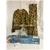 Image 1 : Camo Shirt & Pants (40 Large), Caldwell Deadshot Field Pod (48”h)