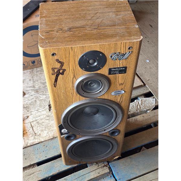 Large 3way speaker- untested- no cords