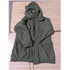 Image 1 : Army Surplus Extreme Cold Weather Combat Parka – Excellent Condition