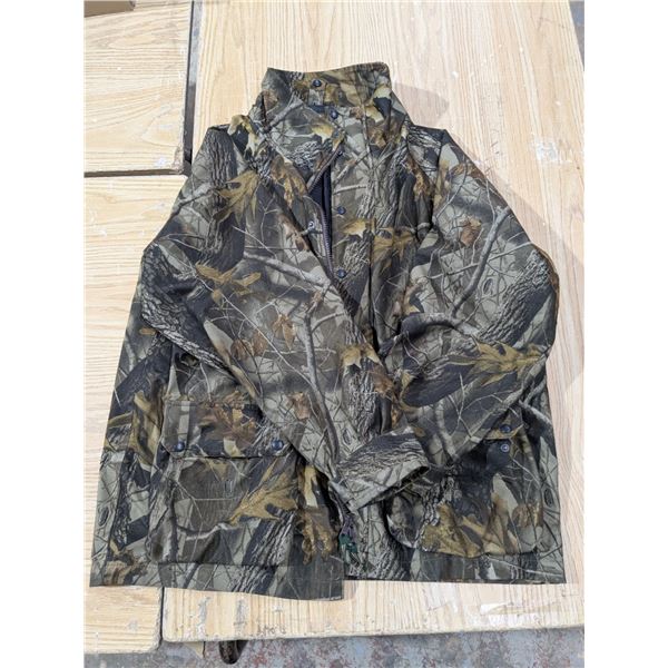 Men’s Large Remington Camo Jacket / Outer Shell