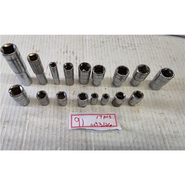 (17) Assorted Sockets