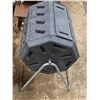 Image 2 : Composter