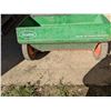Image 2 : Grass seed/fertilizer spreader