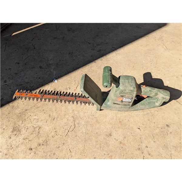 Black and decker16" hedge trimmers