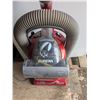 Image 3 : Eureka EZ kleen Vacuum