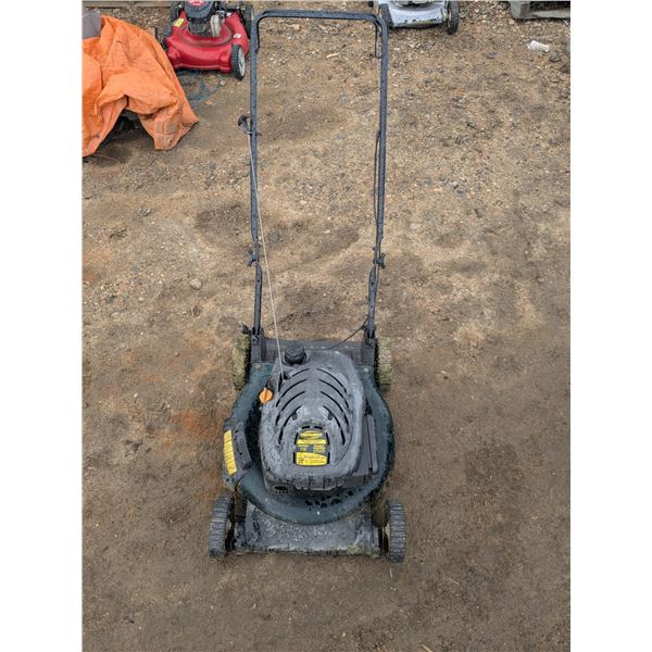 21” Yard Works Lawn Mower, 139cc – Working