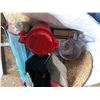 Image 6 : Misc. Kitchenware, Housewares, and Décor Lot