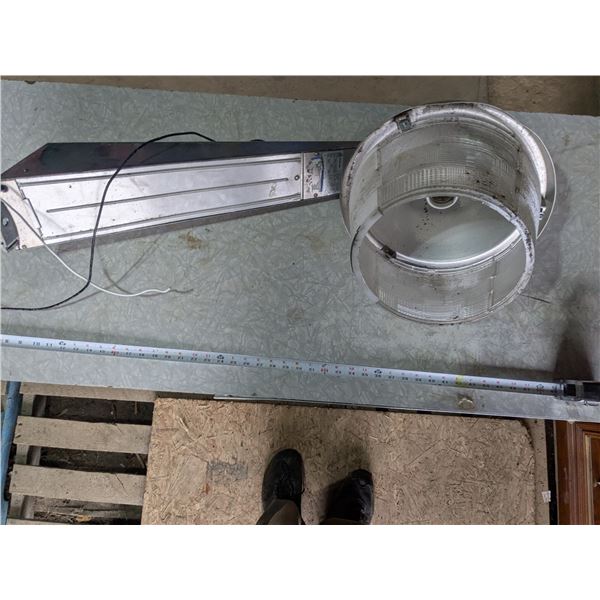 120V /175-watt Yard Light