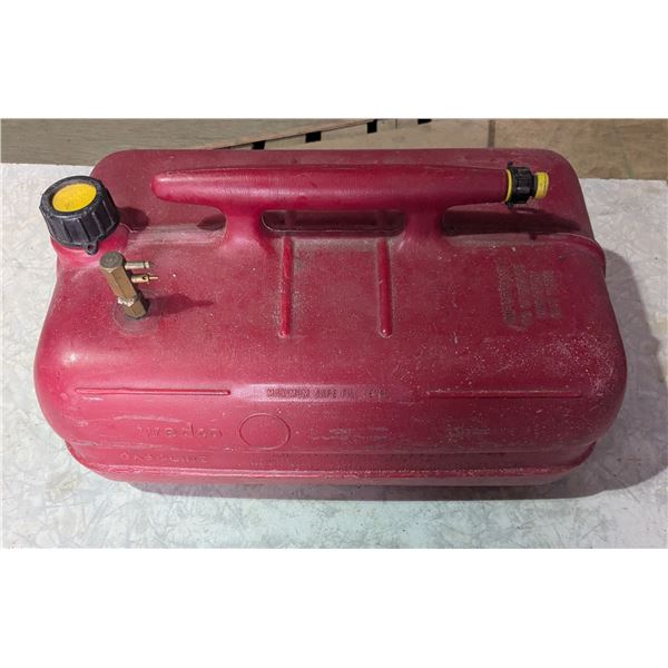 Plastic 5 Gallon Boat Gas Tank