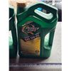 Image 2 : 2 full jugs of 5W-20 oil