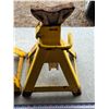 Image 3 : 2 jack stands- 5 ton