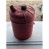 Image 1 : Vintage gas can