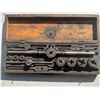 Image 1 : Vintage Large Tap and Die Set