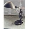 Image 2 : Antique lamp- works