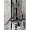 Image 2 : Antique leg vise- no spring- no bend