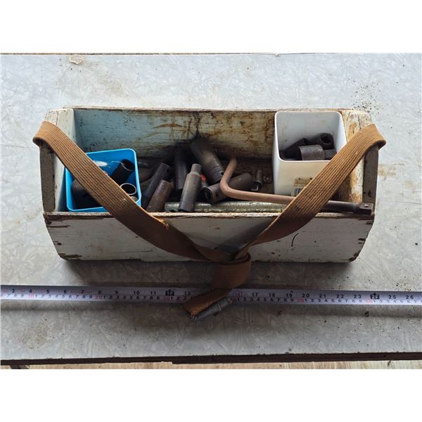 Tool carrier with various sockets