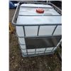 Image 4 : 250L chemical tote