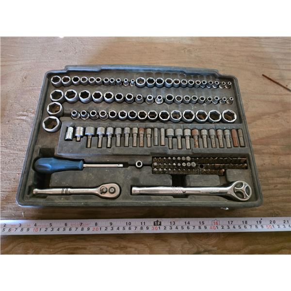 Socket set