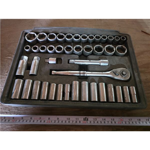 Socket set