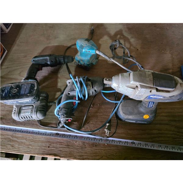 Mastercraft impact drill with batteries and charger