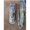 Image 2 : Trailer couplers and gate wheels