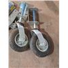 Image 3 : Trailer couplers and gate wheels