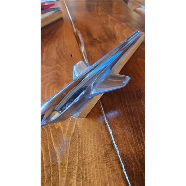 1950 Pontiac Silver Streak Chrome Hood Ornament – 17” Long