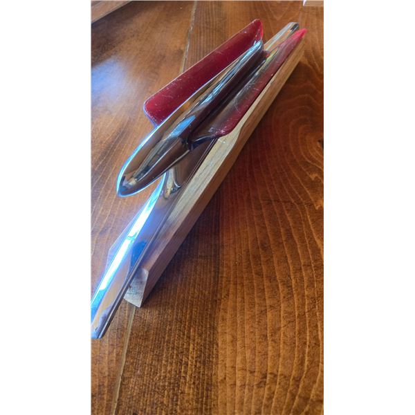 1948 Pontiac Silver Streak or 1954 Chrysler Flying Bird Chrome Hood Ornament – 16 ½[x=#8221
