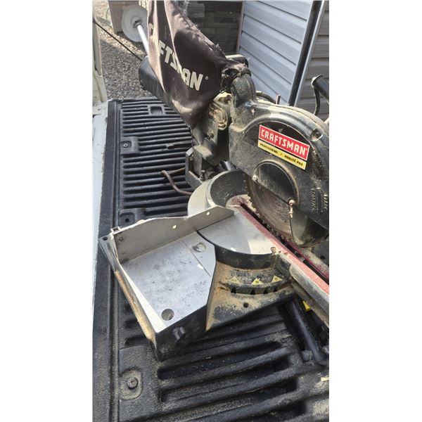 Craftsman Radial Arm Saw, 7 1/4" Blade.  Makes Angled Cuts - Working