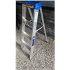 Image 1 : 4’ Aluminum Residential Step Ladder