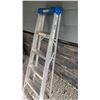 Image 1 : 5’ Aluminum Lite Step Ladder