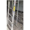 Image 2 : 8’ Aluminum Lite Use Step Ladder