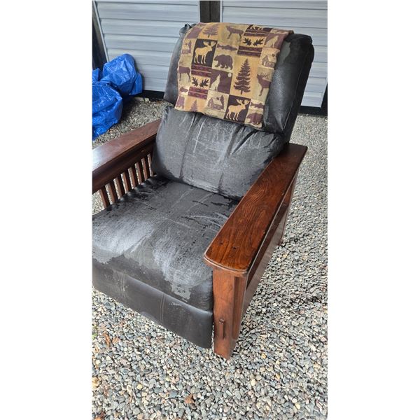 Very Heavy Oak Morris Recliner Chair