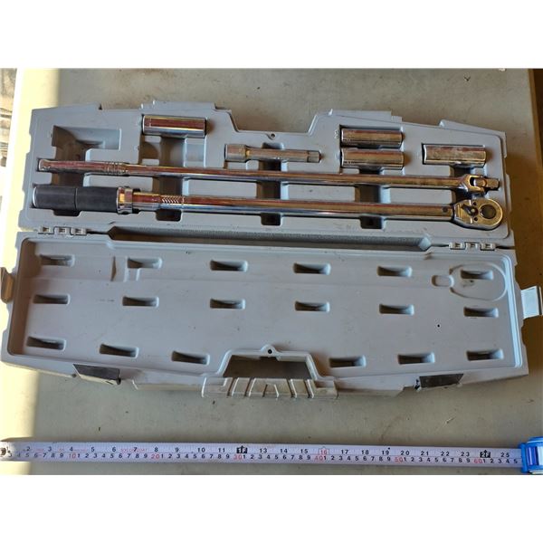 *OFFSITE* ½” Drive Torque Wrench w/ Case