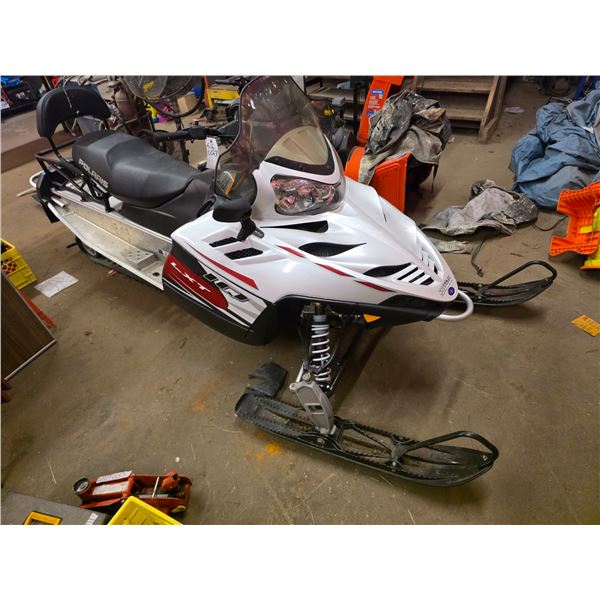 *OFFSITE*2010 Polaris snow mobile- VIN: SN1PT5BE7BC133378.